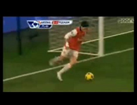 Samir Nasri buts match Arsenal 2-1 Fulham 04-12-2010