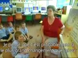 Les enfants - tubes à essai sur pattes