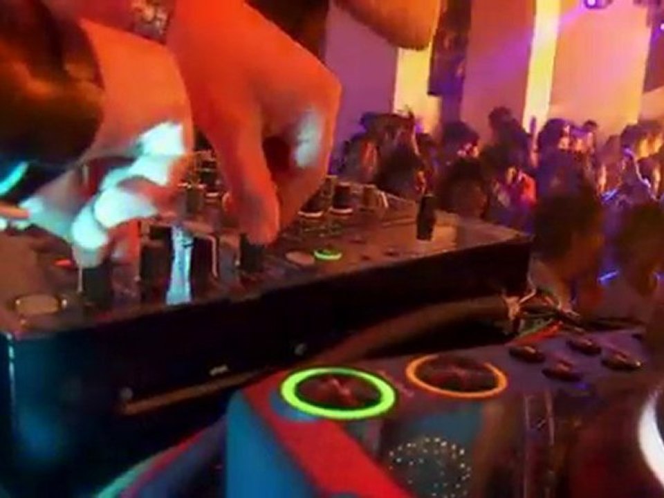 Groove Addiction Feat Retrace - Façam Barulho