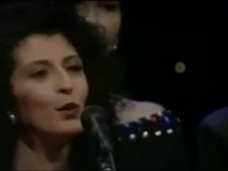 Elif Güreşçi - Baharda bu yıl bir melâl var hüzün gibi.HD