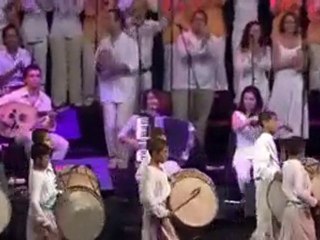 Kardeş Türküler - Karanfil Deste Gider