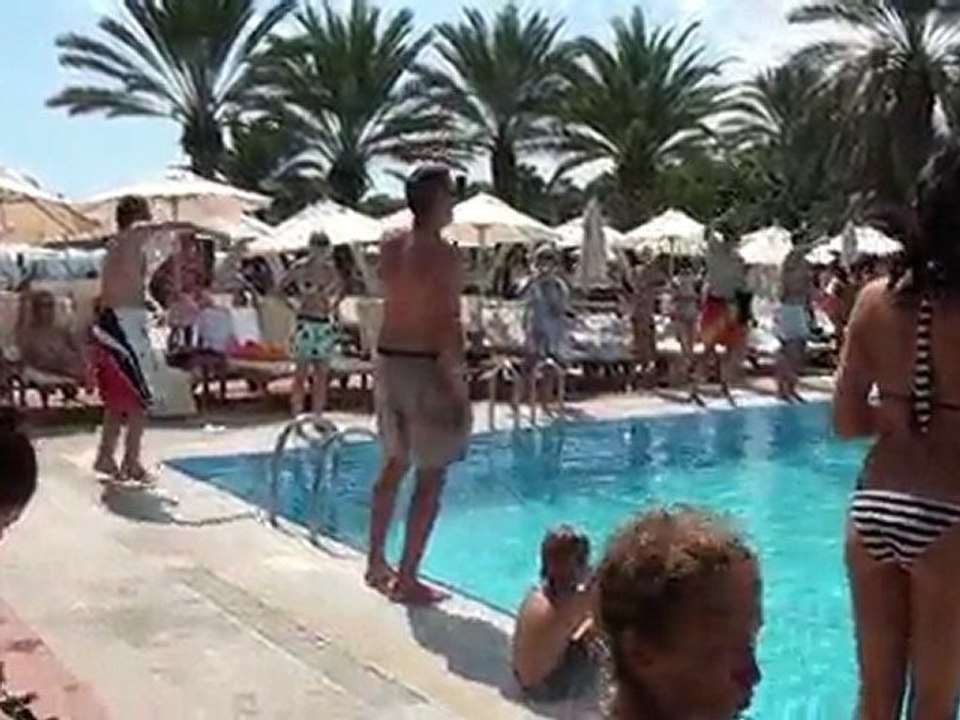 loic en action au club med!