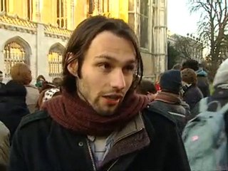 Clegg urges unity over tuition fees