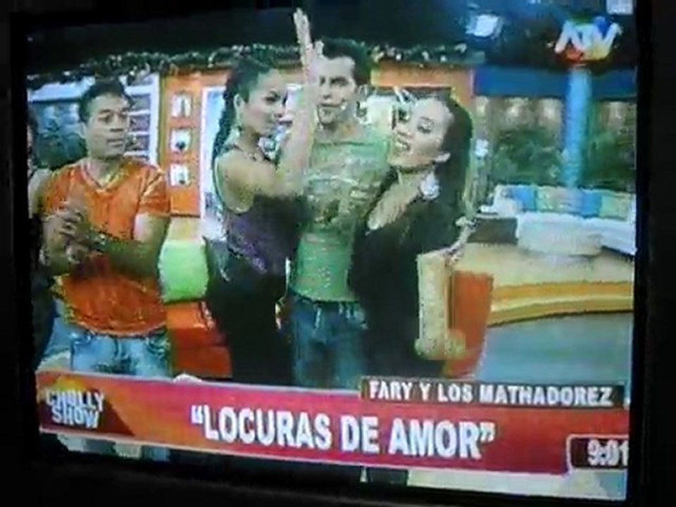 JEaNcARlOs con Faryd y los MatadOrez cantan lOCuras de aMOr