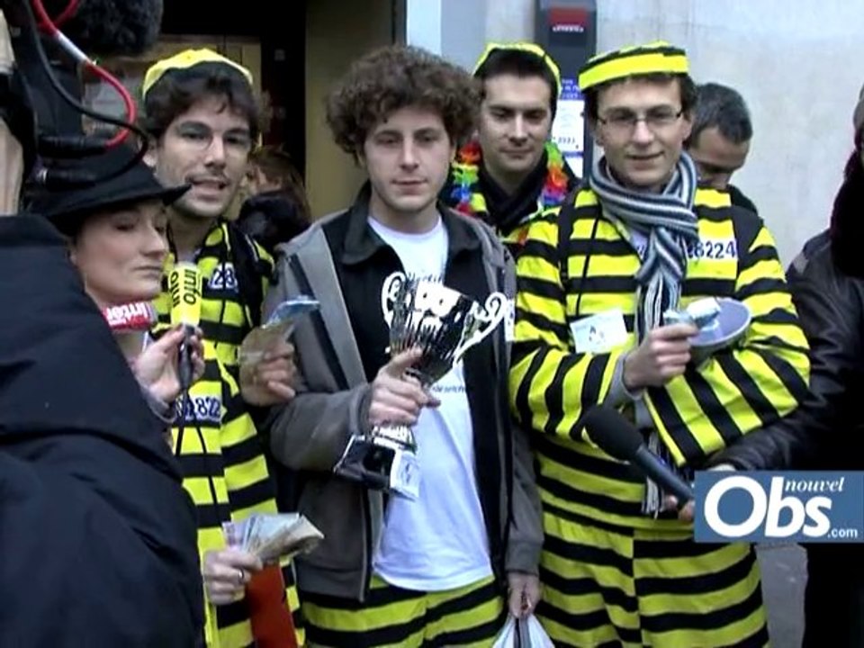 "Sauvons les Riches" change de banque