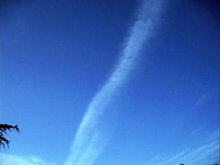Time Lapse, Chemtrails over Paris