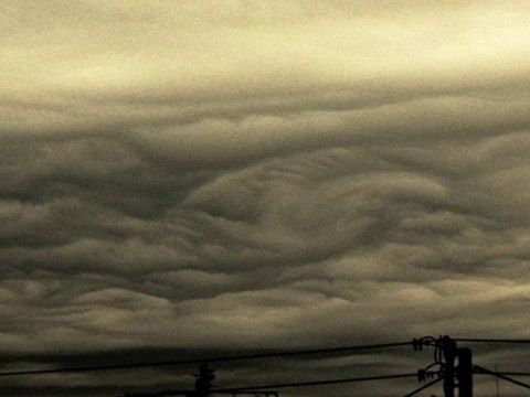 Gloomy Sunday & Fake Clouds