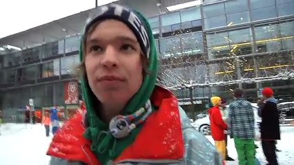 ISNB:49 | Protest X-Rail