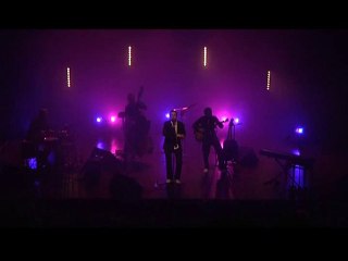 Yvan Cujious - Tout le monde m'aime ! (live) - mars 2010