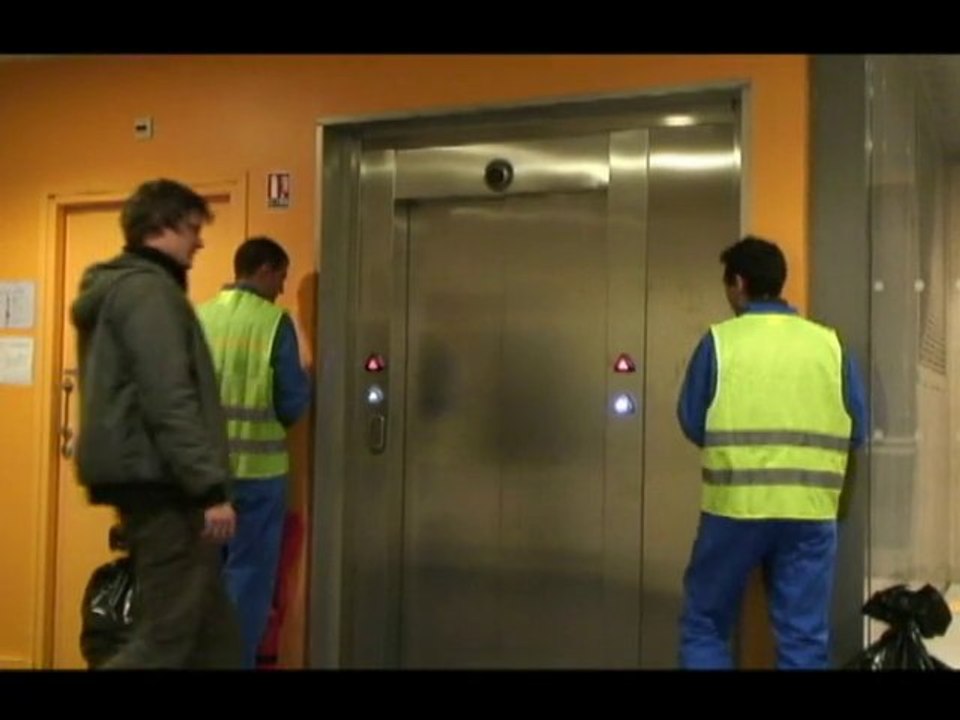 Garbage Elevator