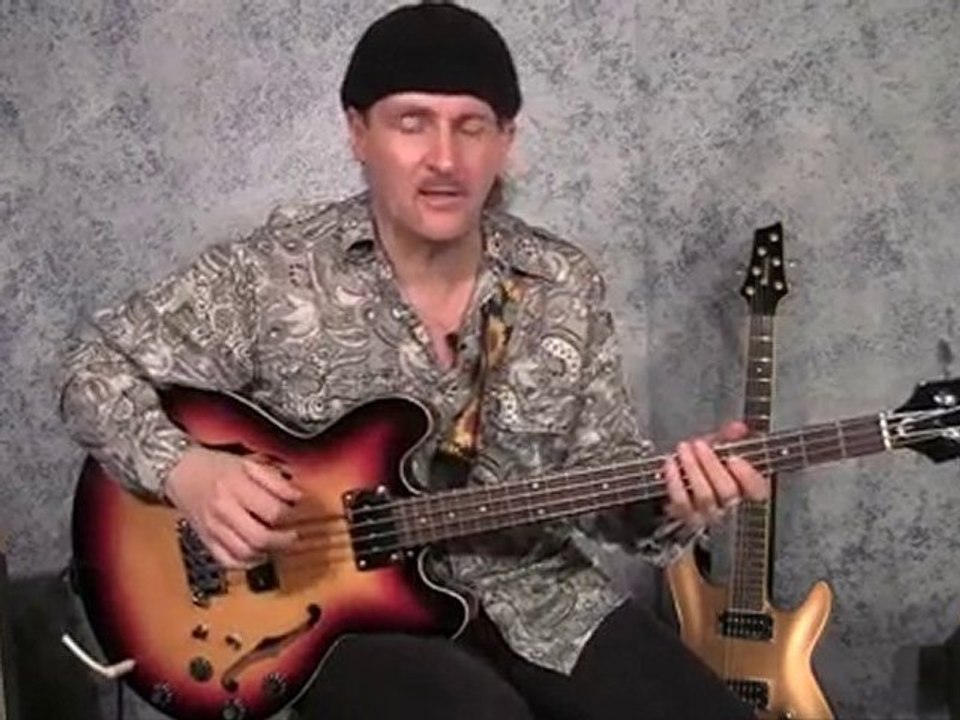 Real Bass Players Don't Use a Pick!?