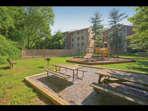 Lazy Hollow Apartments - Columbia, MD