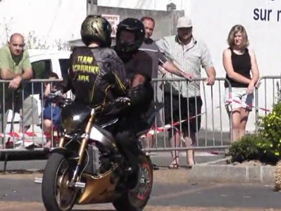 Johanna&Fabrice STUNT "Acrobatie Moto" Barlin(62)