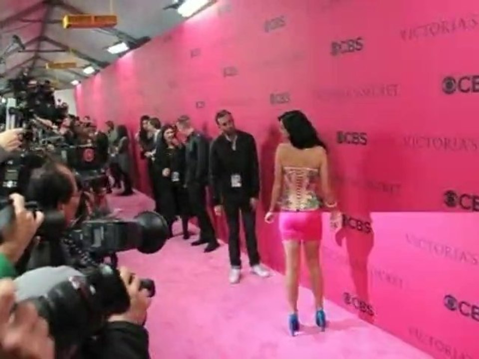 Exklusiv: Katy wird eine Brand