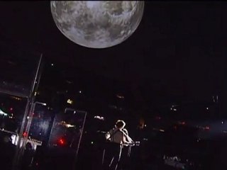 Here today 10-11-2010, con subtítulos en español