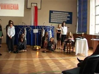 Posadzenie Dębu Katyńskiego w SP nr 4 Ostrów Mazowiecka 2010