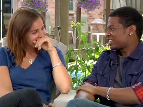 Food Allergies and Dating – Anaphylaxis Canada Teen Video