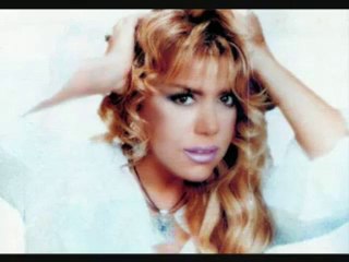 Mine Koşan - Ben Ağlarsam Yanlız Ağlarım