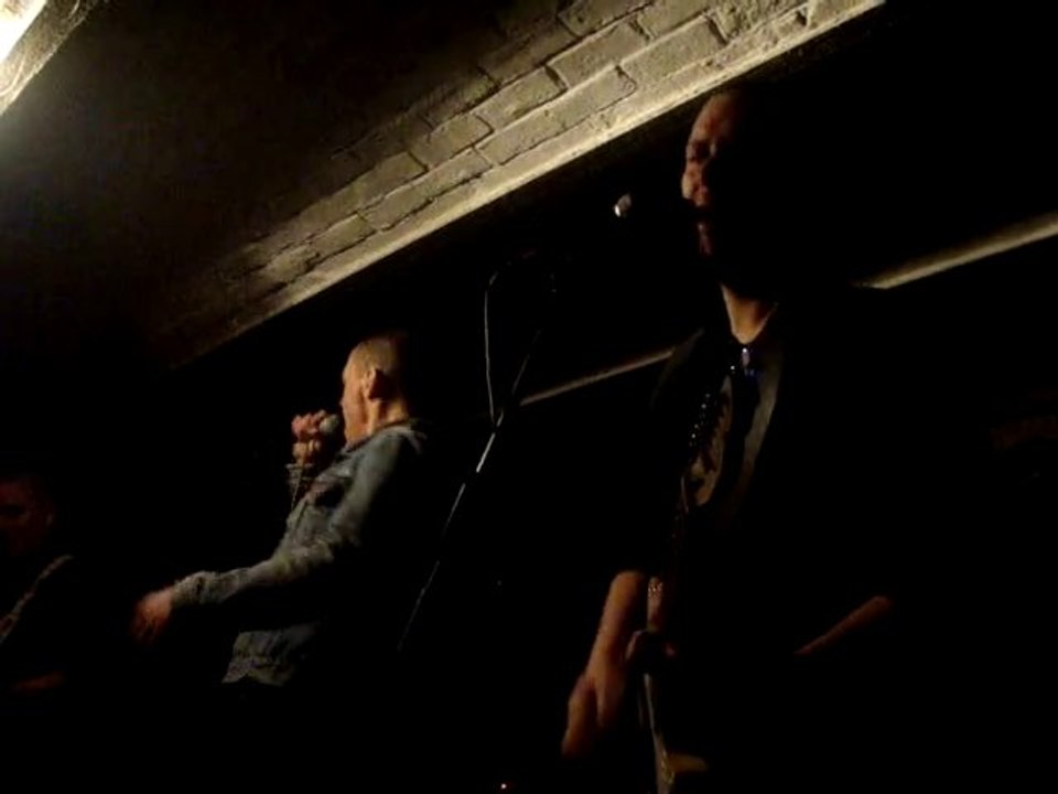 Larçin @ Le CCL, Lille 08-12-2010