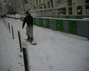 Snowboard Video in Paris - First Historical Ride !