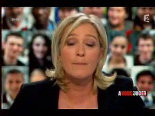 A vous de juger- Marine Le Pen VS Rachida Dati 9/12/10- 2