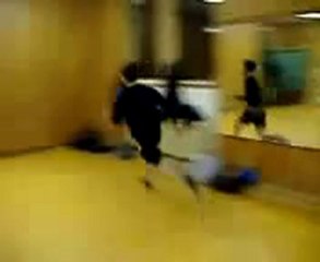 как правильно убиться об стену