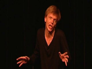 Alex Lutz et son technicien