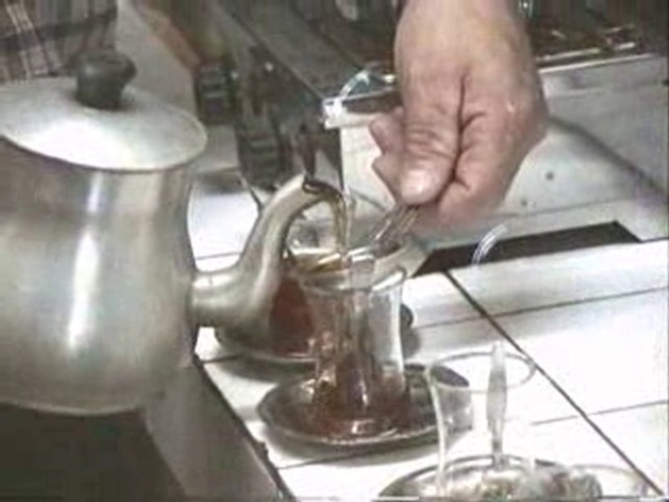 Loman usta bir çay yapta içelim ellerine sağlık