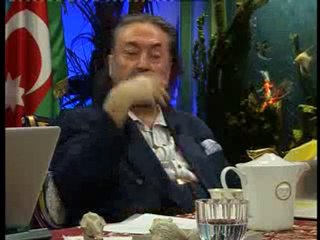 Münafık zehre meraklı yılan gibidir