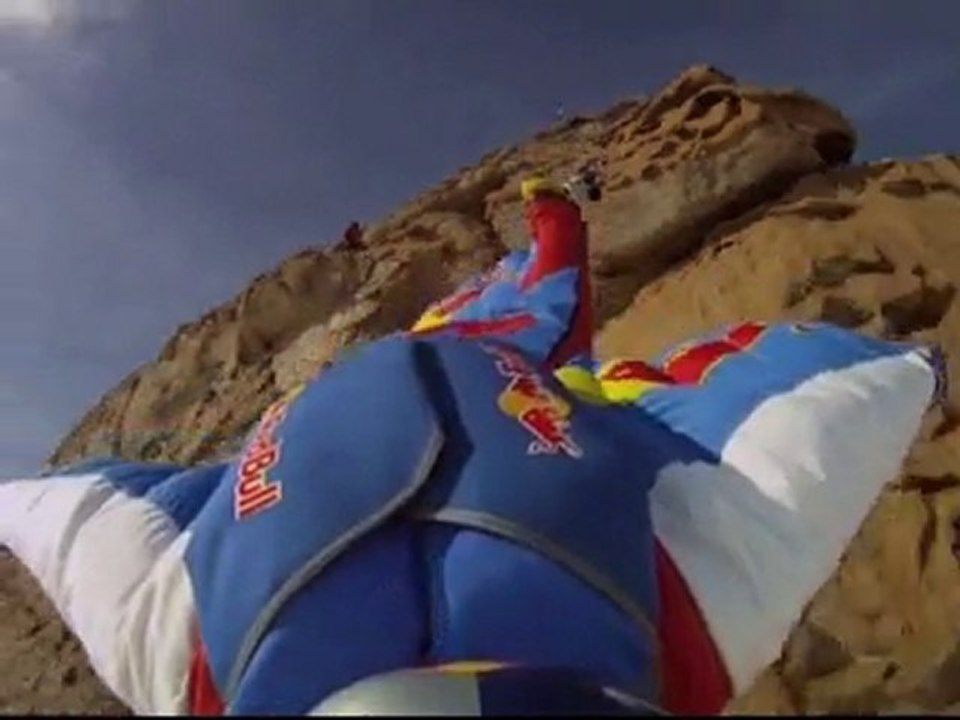 Daredevil jumps from mountain in Antarctica