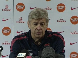 Wenger ignores Evra's comments