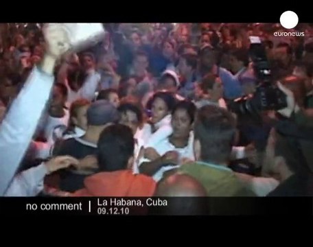 'Ladies in White' march ahead of Human... - no comment