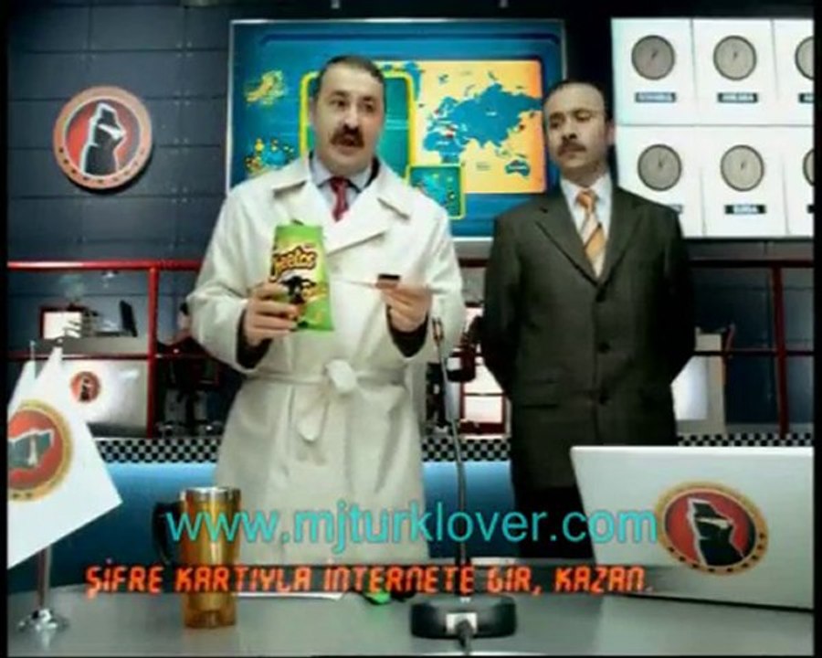 Şafak Sezer'in Michael Jackson taklidi