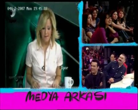 Canlı Yayında Gülme Krizine Giren Spiker Vol. 1