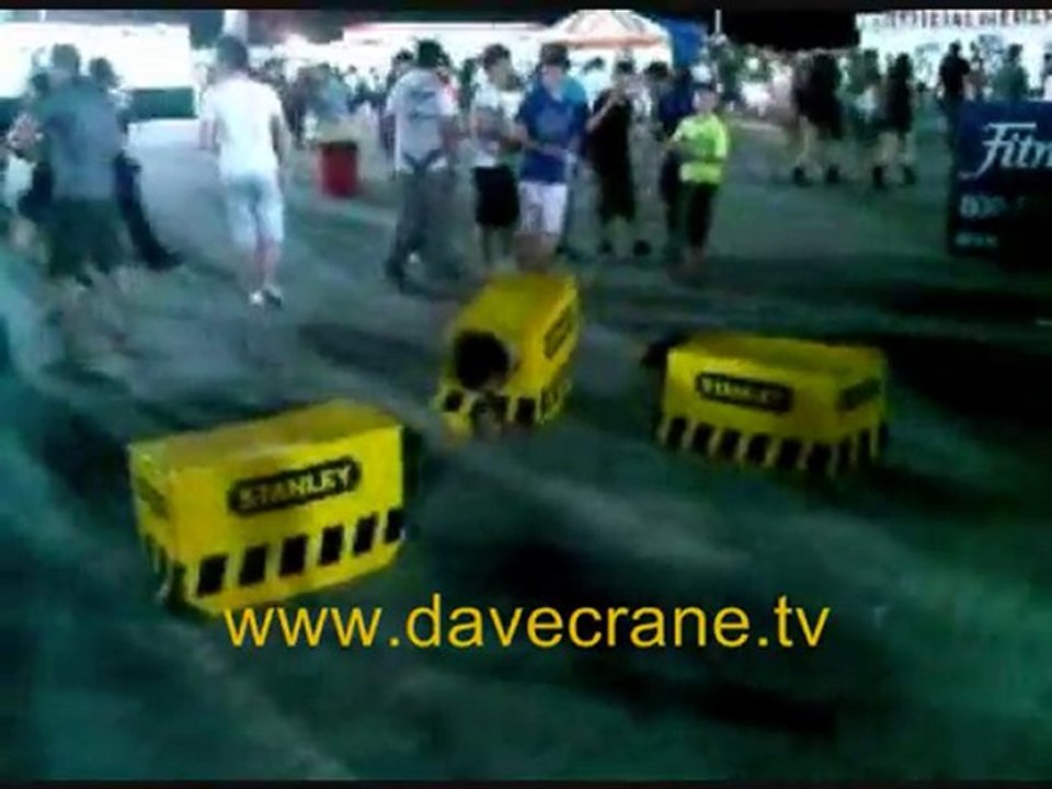 Dubai Rugby Sevens 2010 funny video highlights and best mom