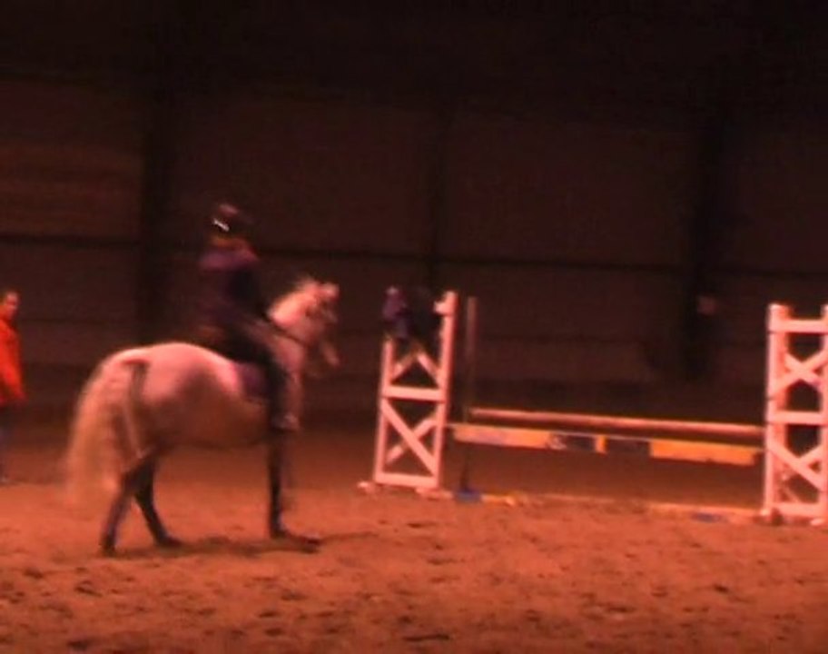 2010.12.04 cours de saut reprise