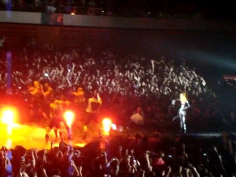 Lady Gaga - Poker Face - Lisbon 2010