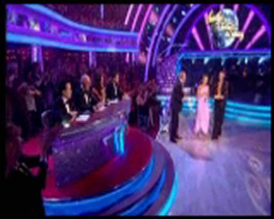 SCD8 Wk 11Kara and Artem Rhumba