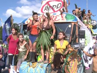 UN climate talks reach agreement on green fund