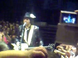 M - Zenith Nantes - Vend. 10 décembre 2010 - Mama Sam