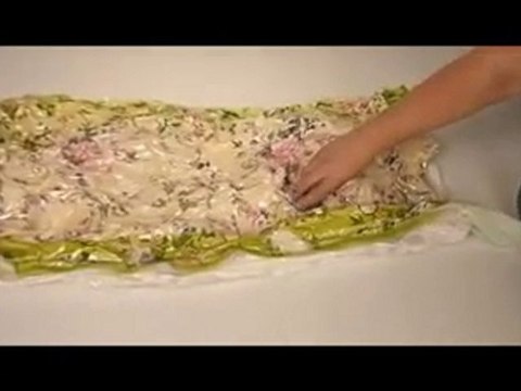 Упаковка одеяло в вакуумный пакет