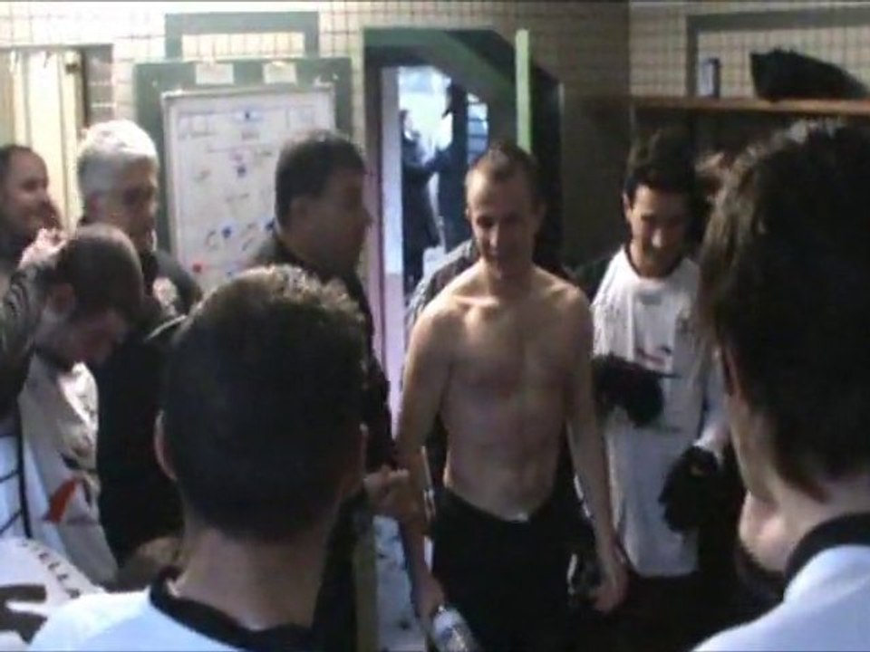 Joie de fin de match dans les vestiaires