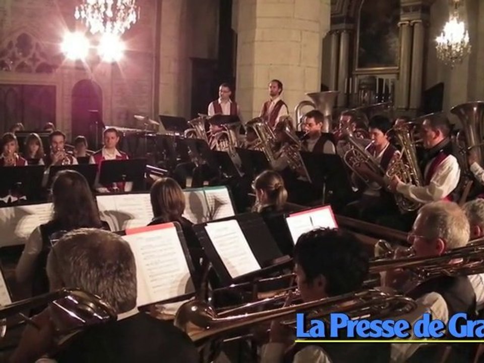 Des cordes au pays des cuivres