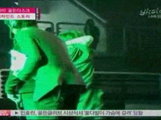 101209 'YKSTAR' SHINee Key - Dress mistake at Golden Disk Aw