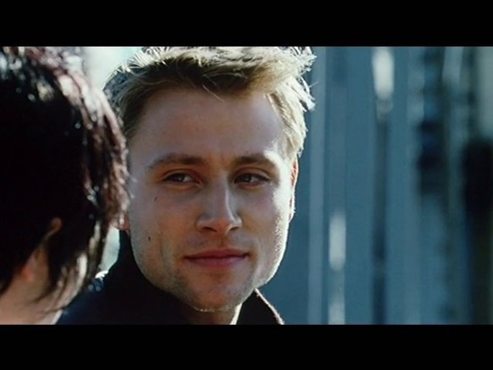 Nous sommes la nuit - Extrait 2 - VF