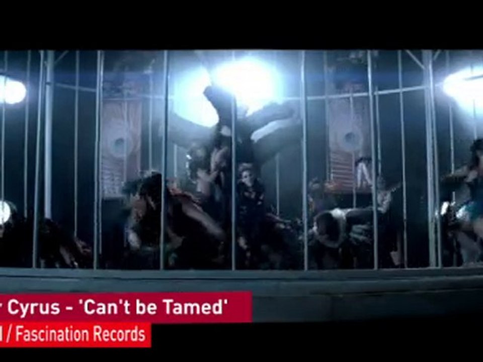 Disney star Miley Cyrus caught doing bong