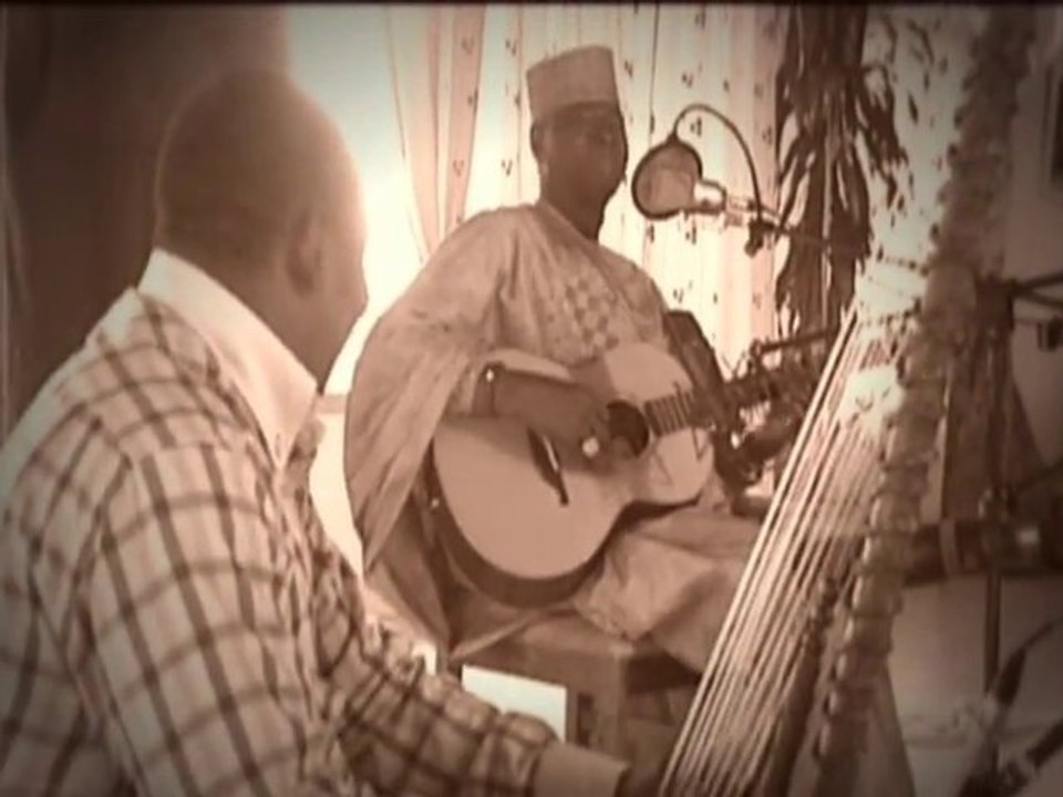 Ali Farka Touré & Toumani Diabaté - 'Sabu Yerkoy'