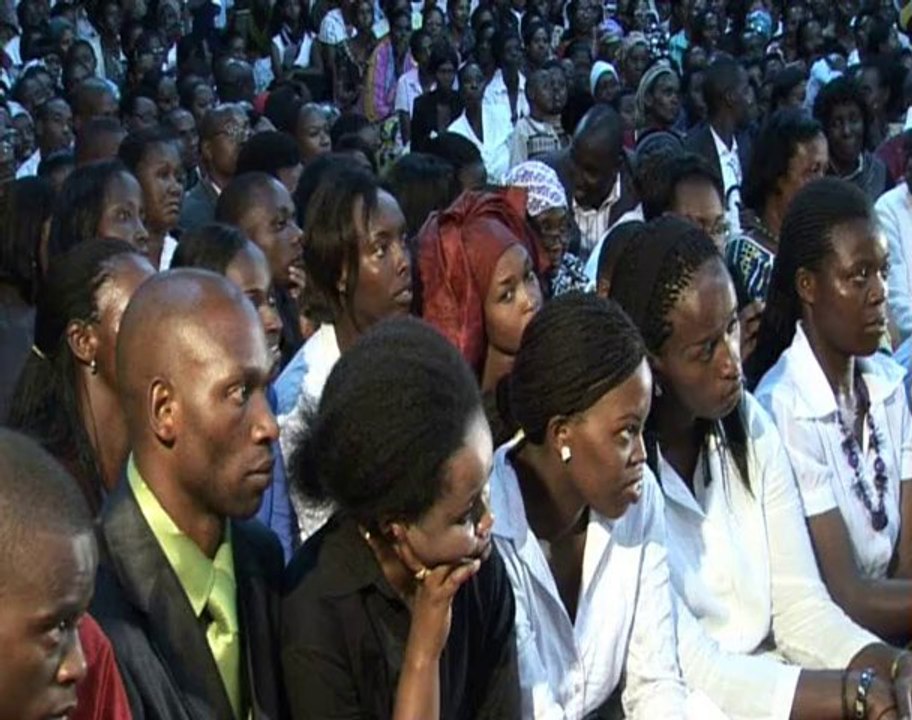 ARC EN CIEL - KIZITO MIHIGO - KIGALI LE 30 OCTOBRE 2010