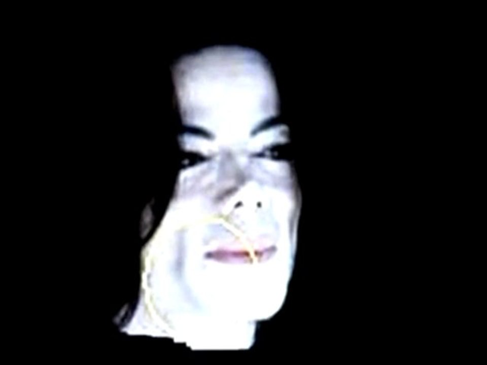 Michael Jackson : Dead Alien
