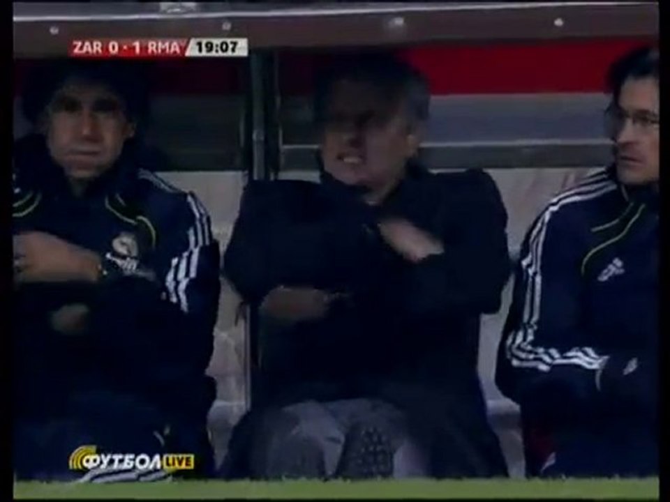 Mourinho reaction on miss Benzema "kerfouf tayeb"